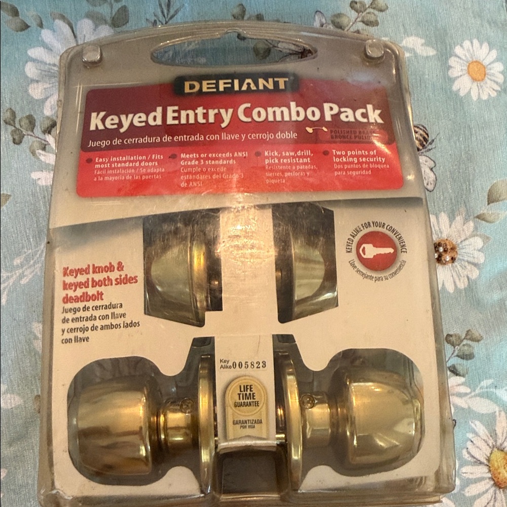 Defiant Gold Keyed Entry Combo Pack